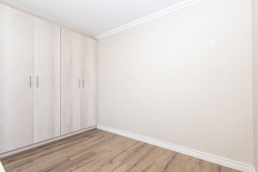 2 Bedroom Property for Sale in Burgundy Estate Western Cape
